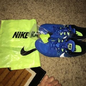 Nike Men’s Zoom Rival M8 Spikes. 806555-413